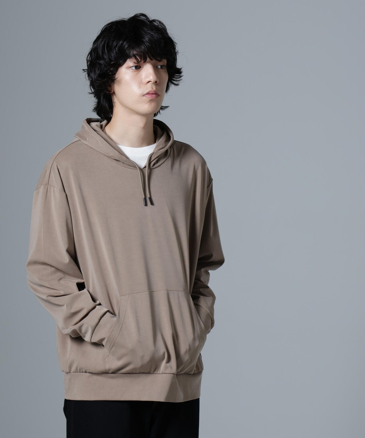 ヌバックライクスムースプルオーバーパーカー 6684223231