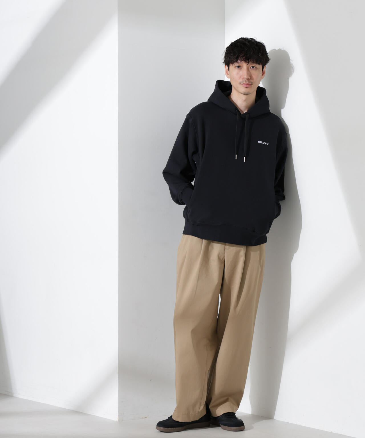 「KELTY×NANO universe」ミニロゴスウェットパーカー 6684223246