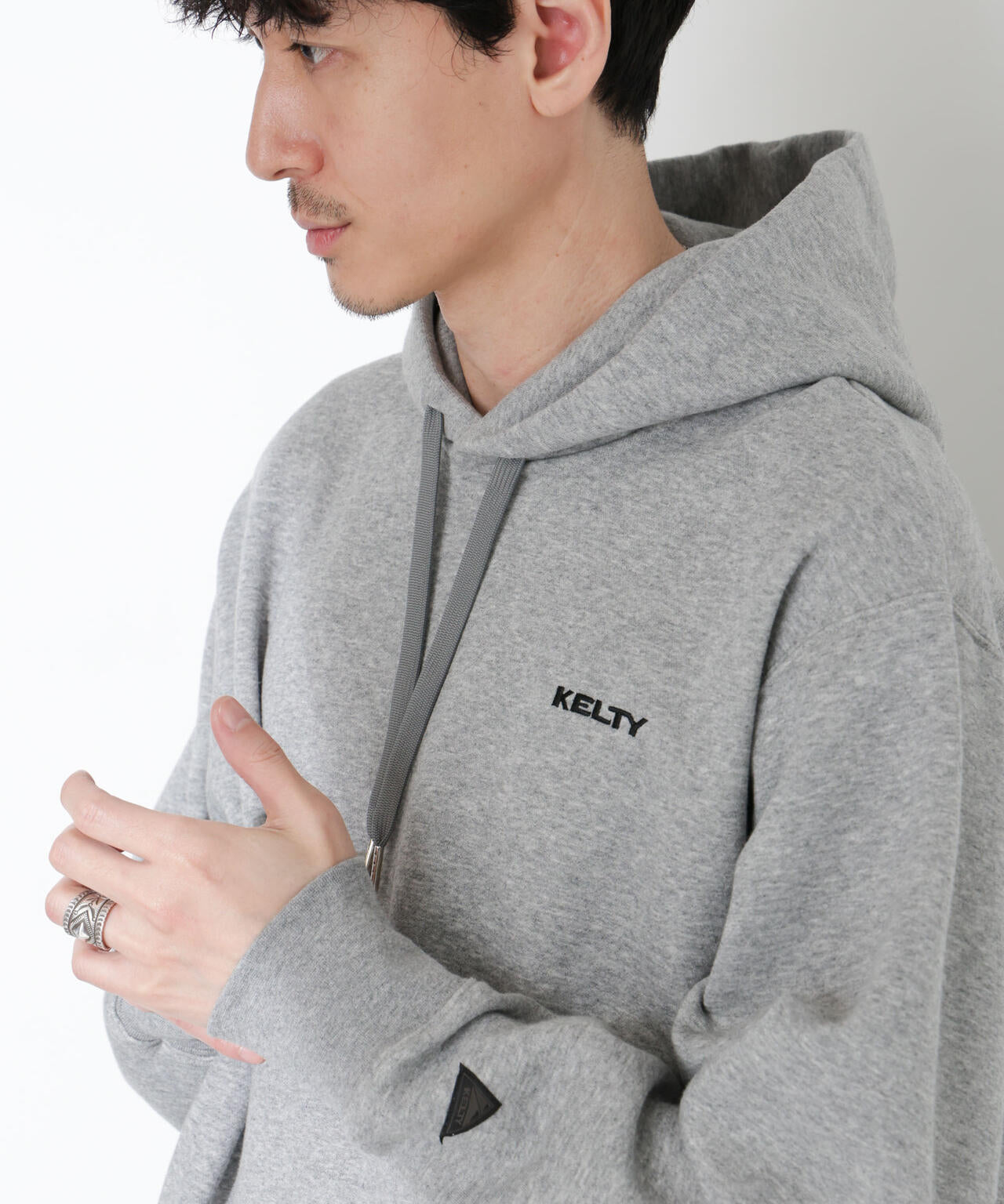 「KELTY×NANO universe」ミニロゴスウェットパーカー 6684223246