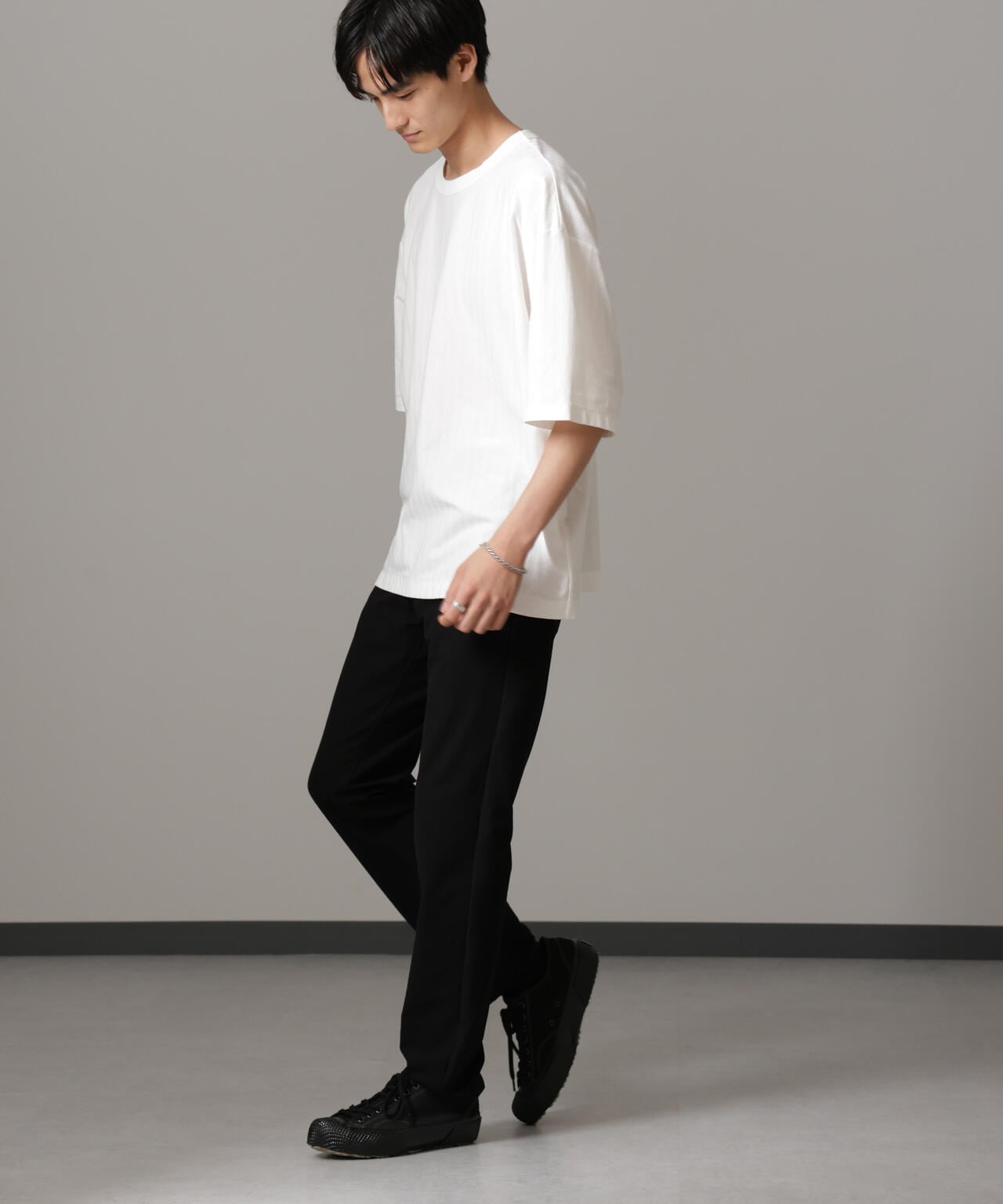 シャドーストライプハーフスリーブTシャツ 6684224218