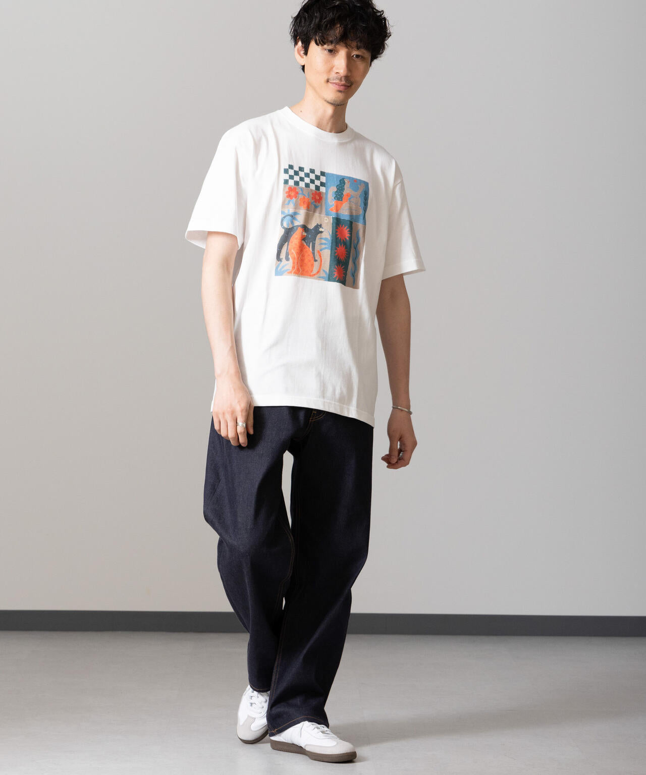 「Toyameg」modern academic TILE Tシャツ 6684224221