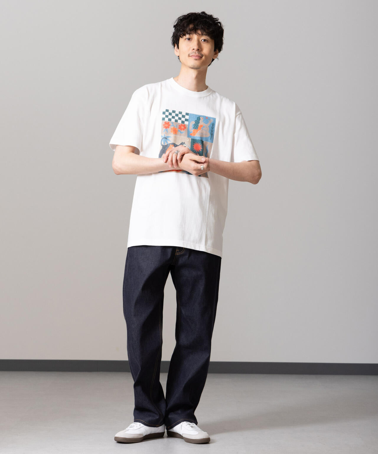 「Toyameg」modern academic TILE Tシャツ 6684224221