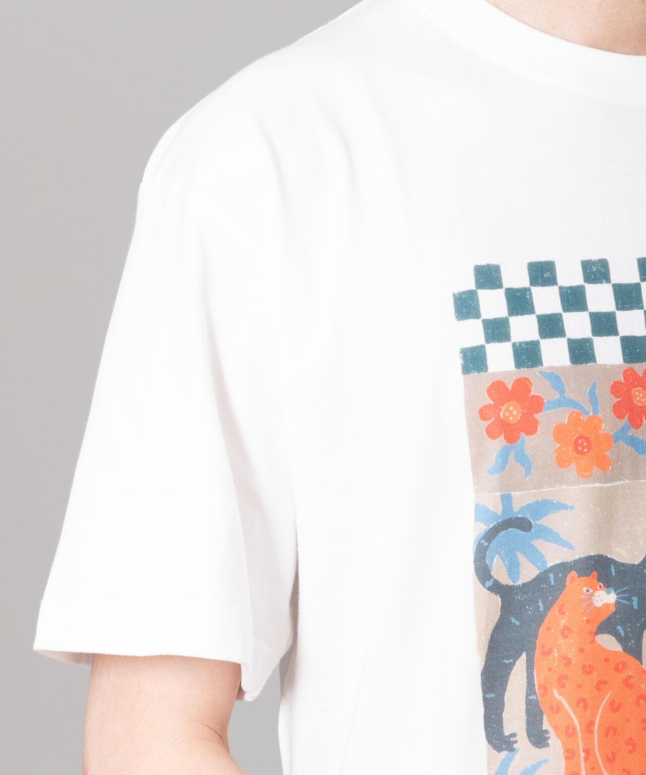 「Toyameg」modern academic TILE Tシャツ 6684224221