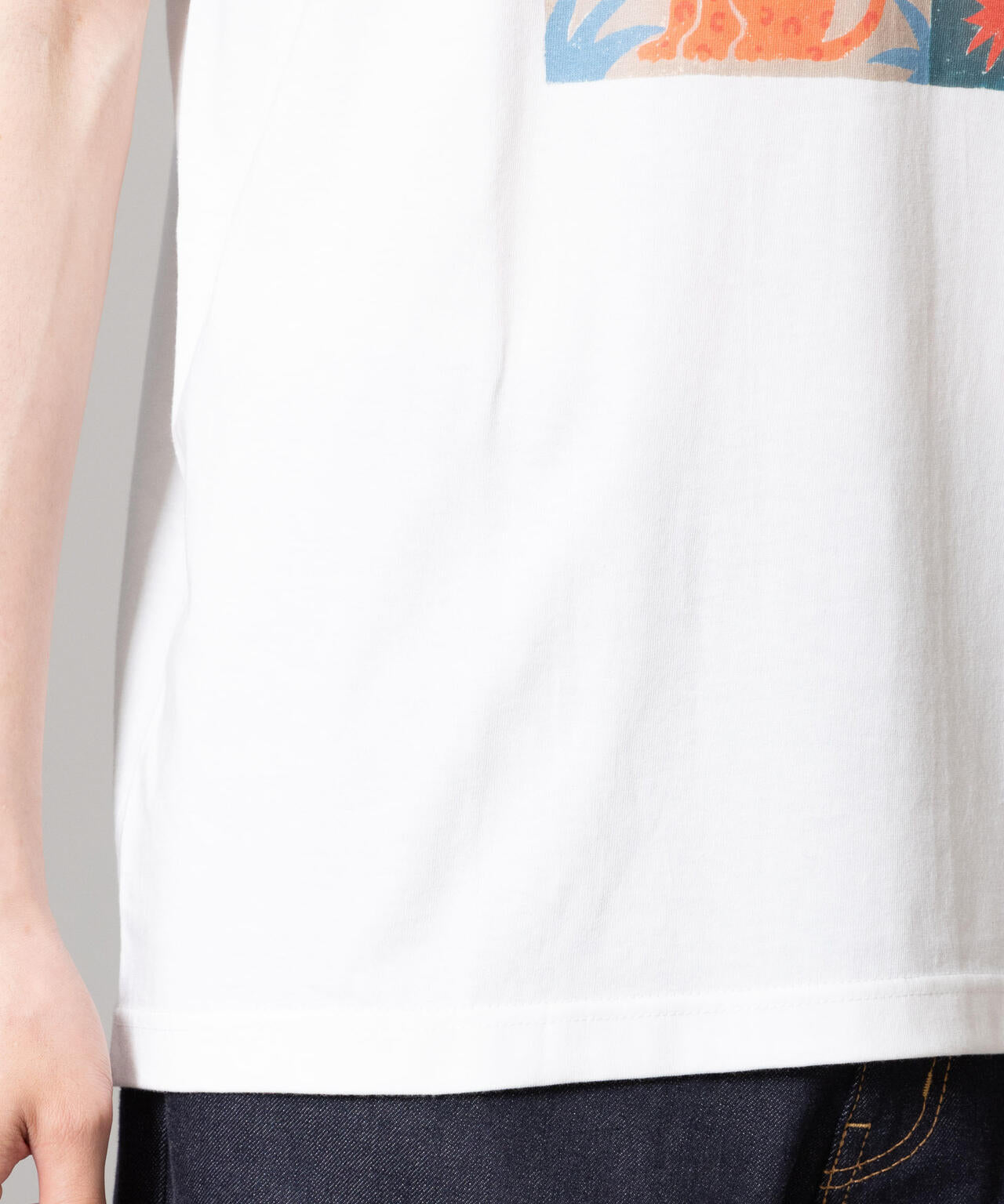 「Toyameg」modern academic TILE Tシャツ 6684224221