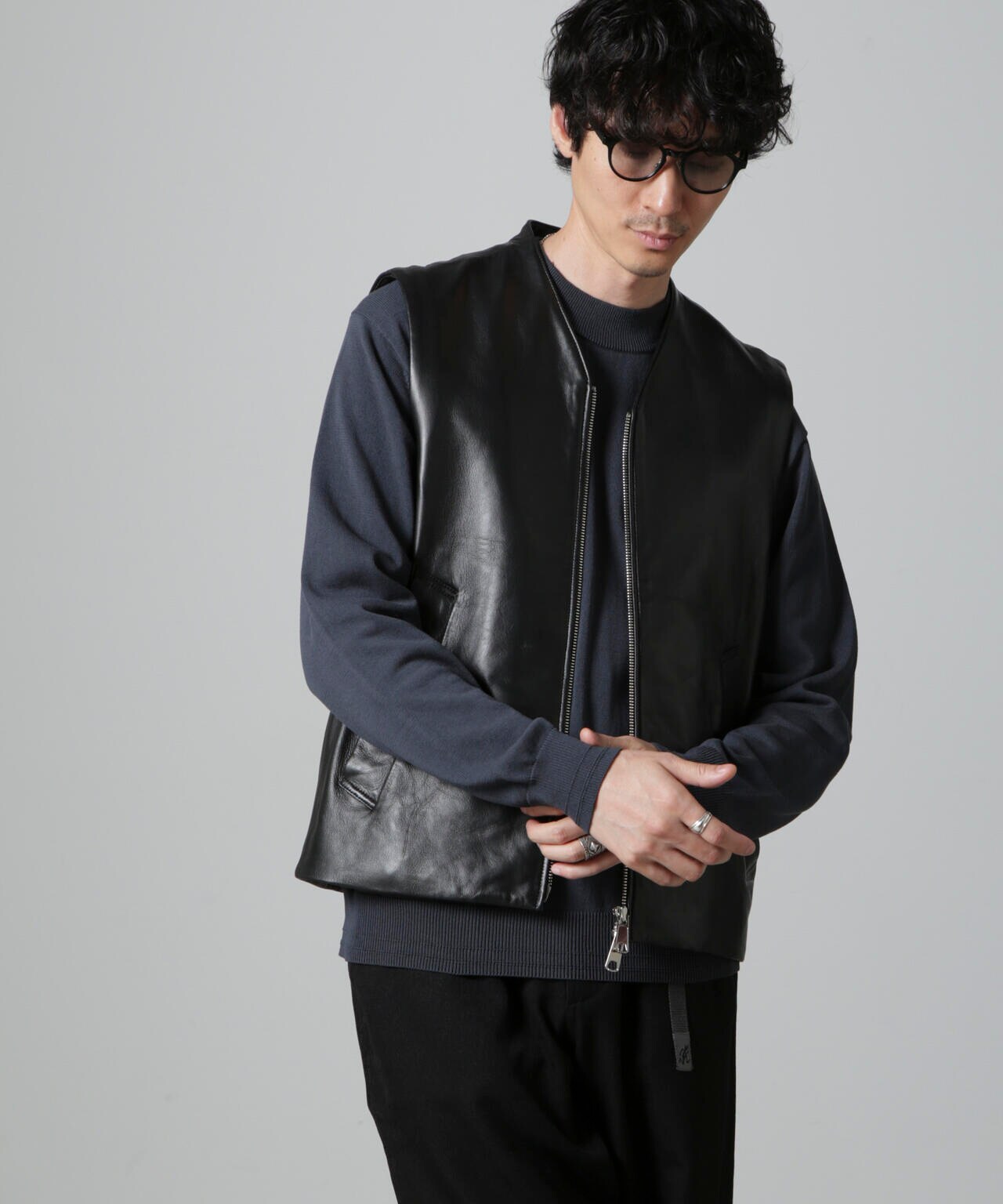 Lamb nappa ジップレザージレ 6684225202