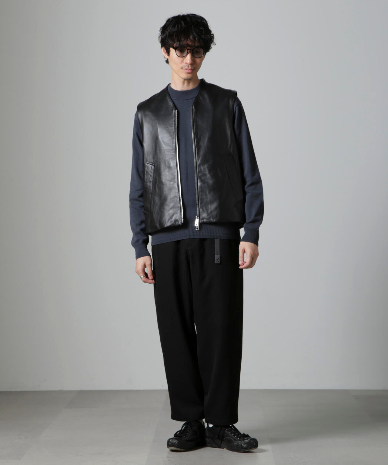 Lamb nappa ジップレザージレ 6684225202