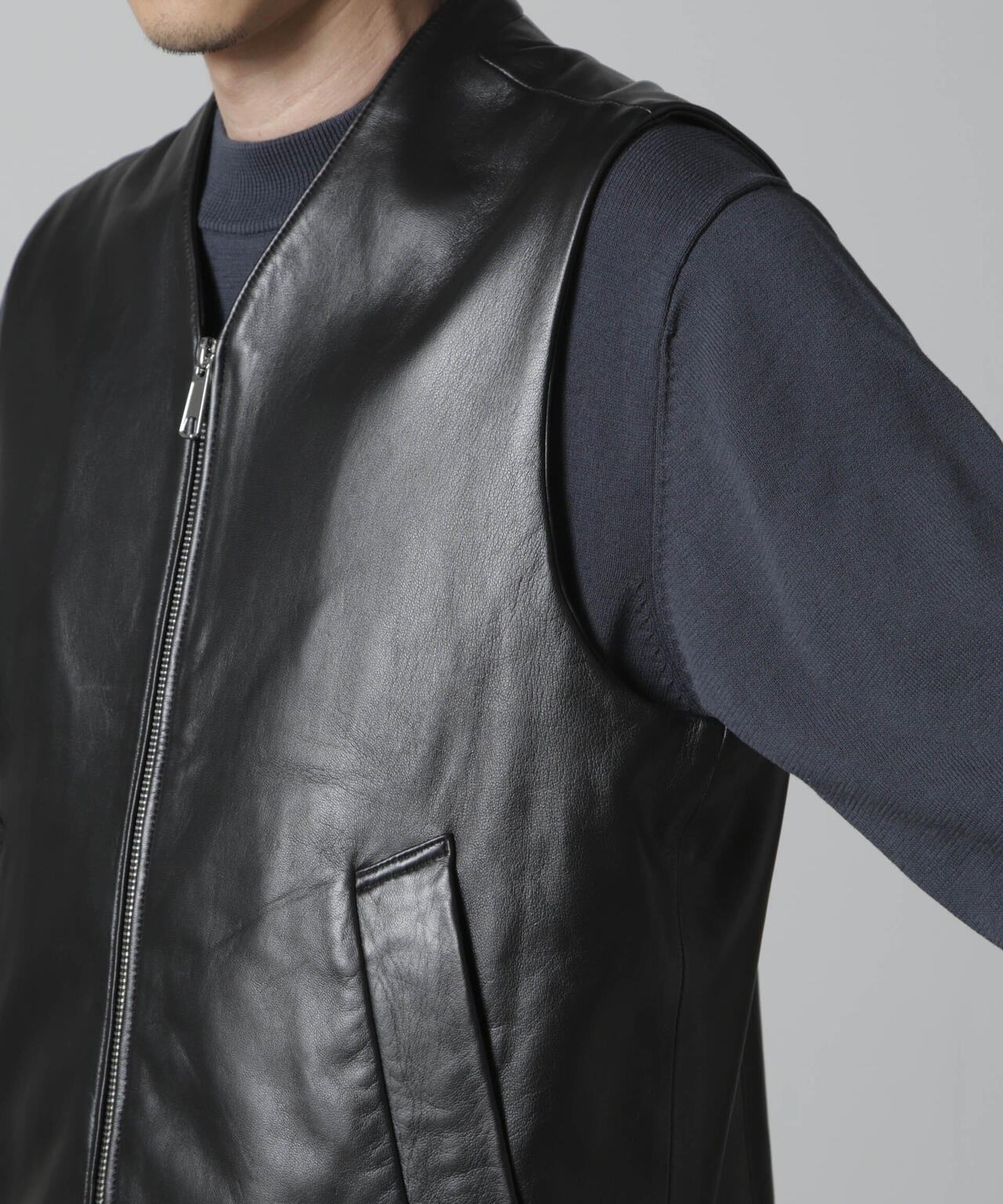 Lamb nappa ジップレザージレ 6684225202