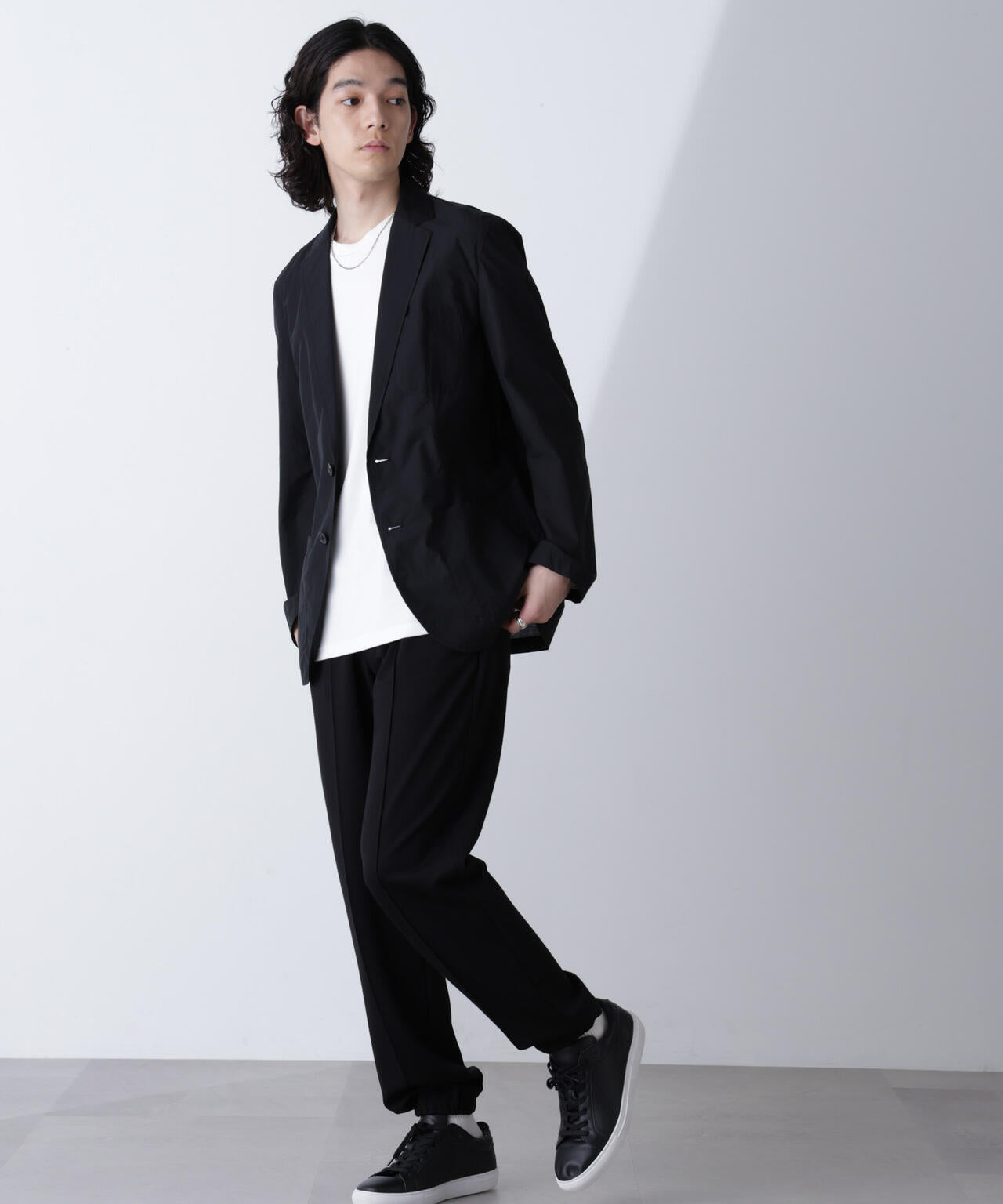 「モダンコンフォートシリーズ」スリムイージーピンタックパンツ 6684227209