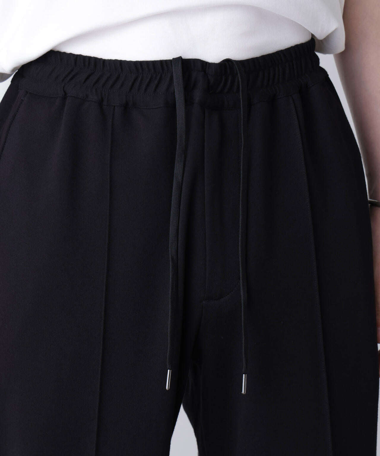 「モダンコンフォートシリーズ」スリムイージーピンタックパンツ 6684227209