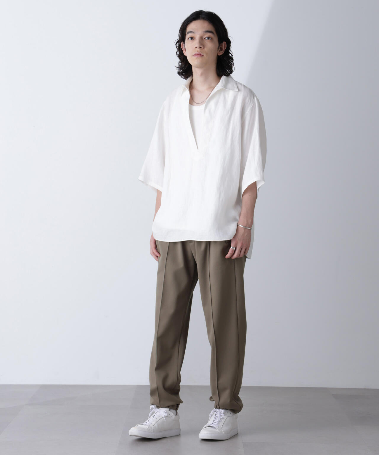 「モダンコンフォートシリーズ」スリムイージーピンタックパンツ 6684227209