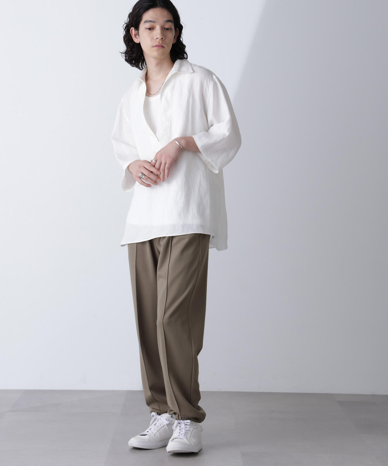 「モダンコンフォートシリーズ」スリムイージーピンタックパンツ 6684227209