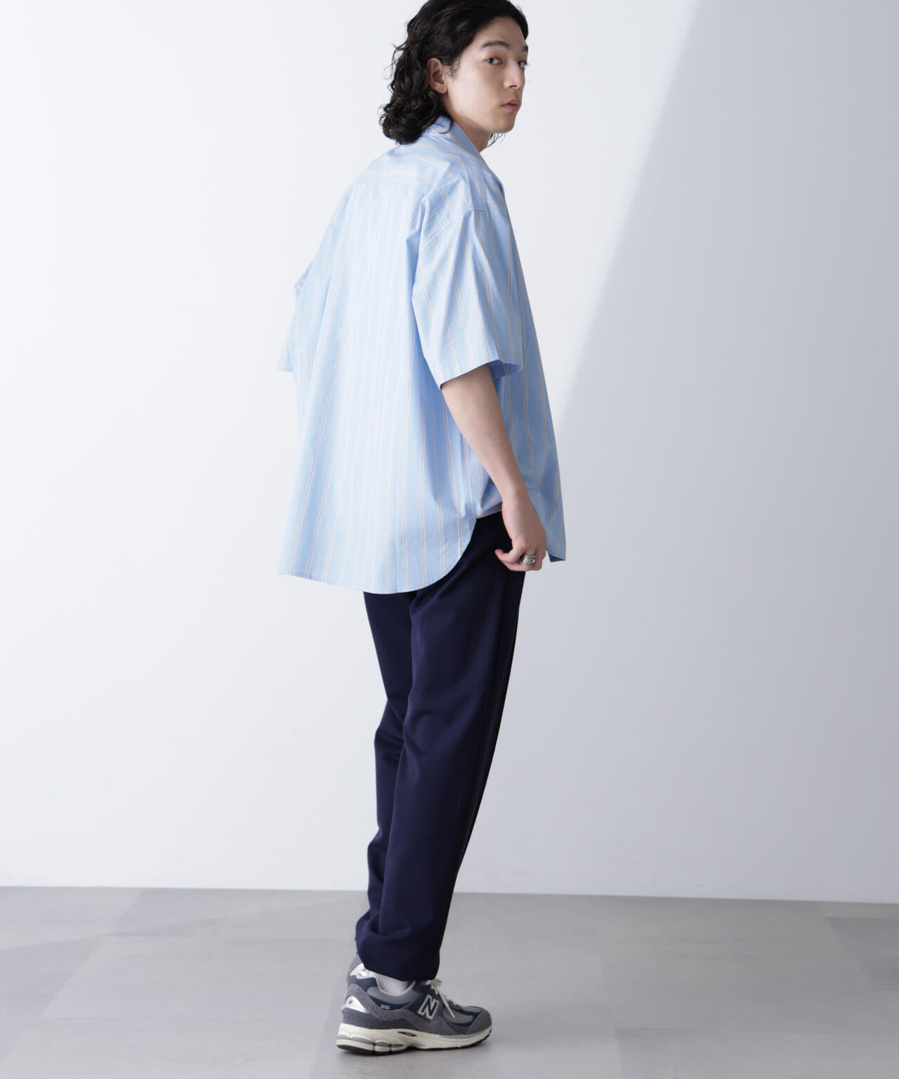 「モダンコンフォートシリーズ」スリムイージーピンタックパンツ 6684227209