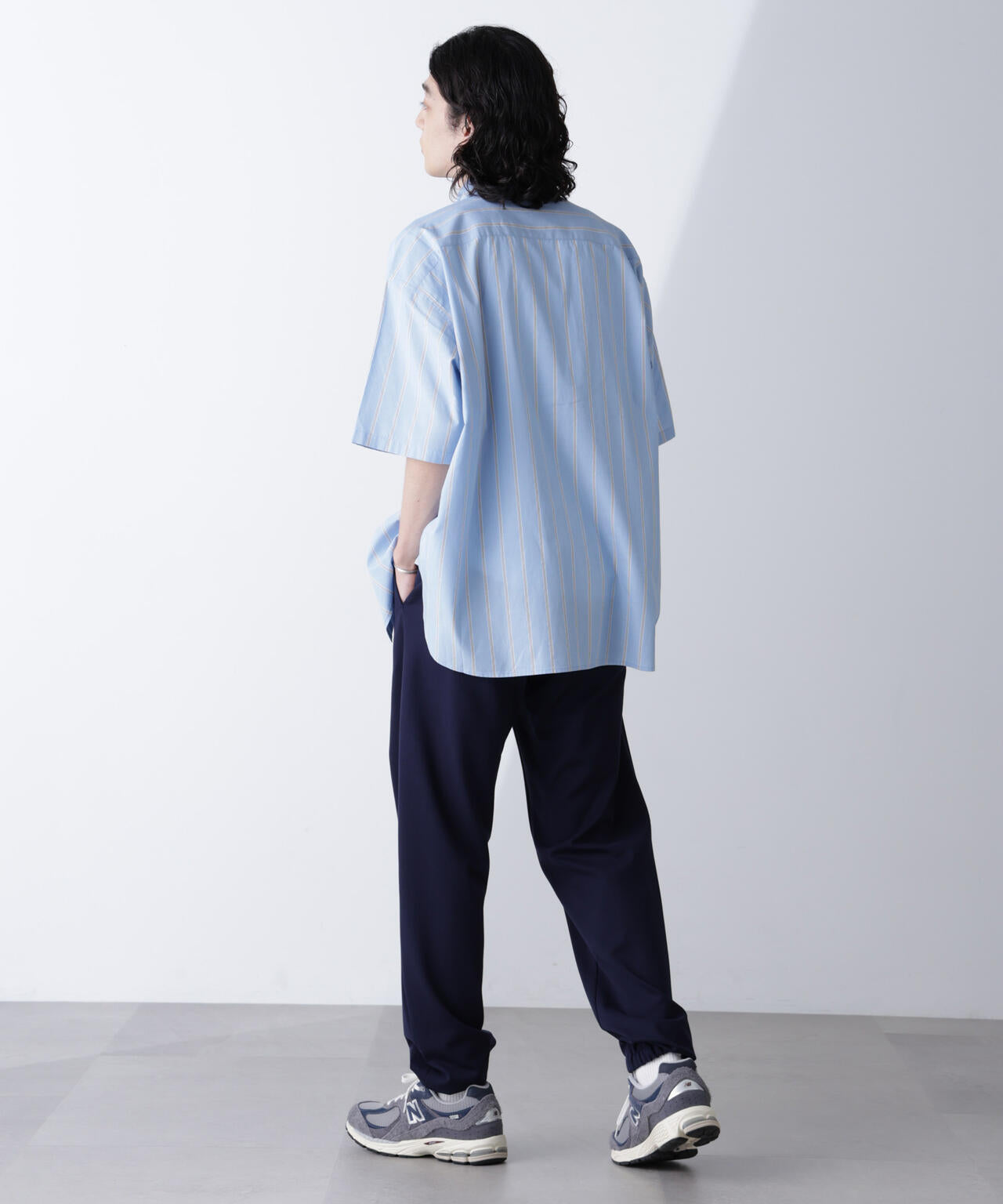 「モダンコンフォートシリーズ」スリムイージーピンタックパンツ 6684227209