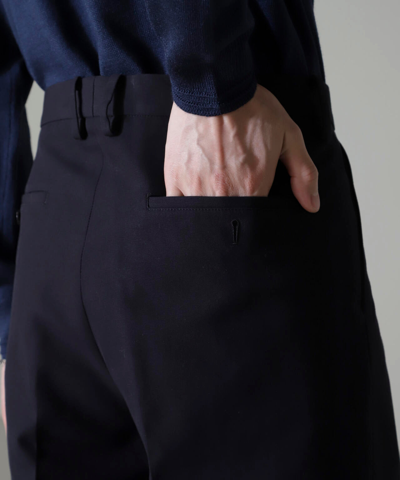 コットンダブルクロステーパークロップドパンツ 6684227215