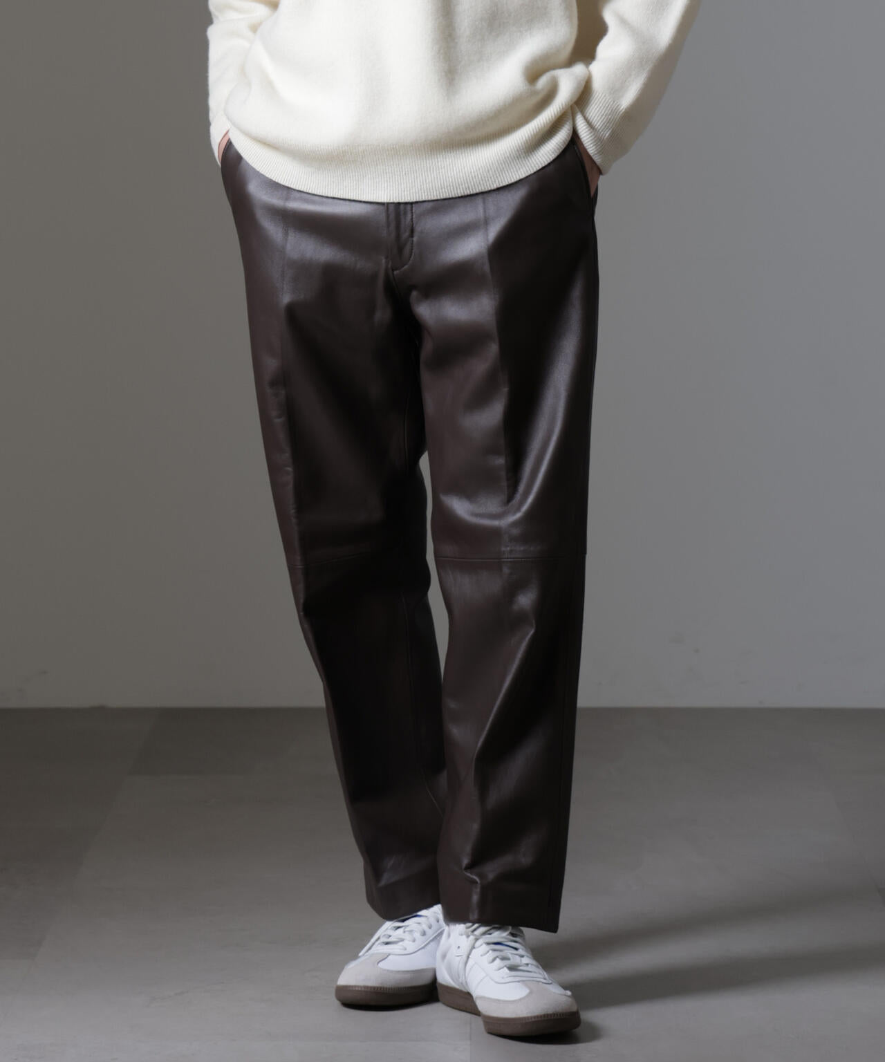 レザースラックス(セットアップ可) 6684229209