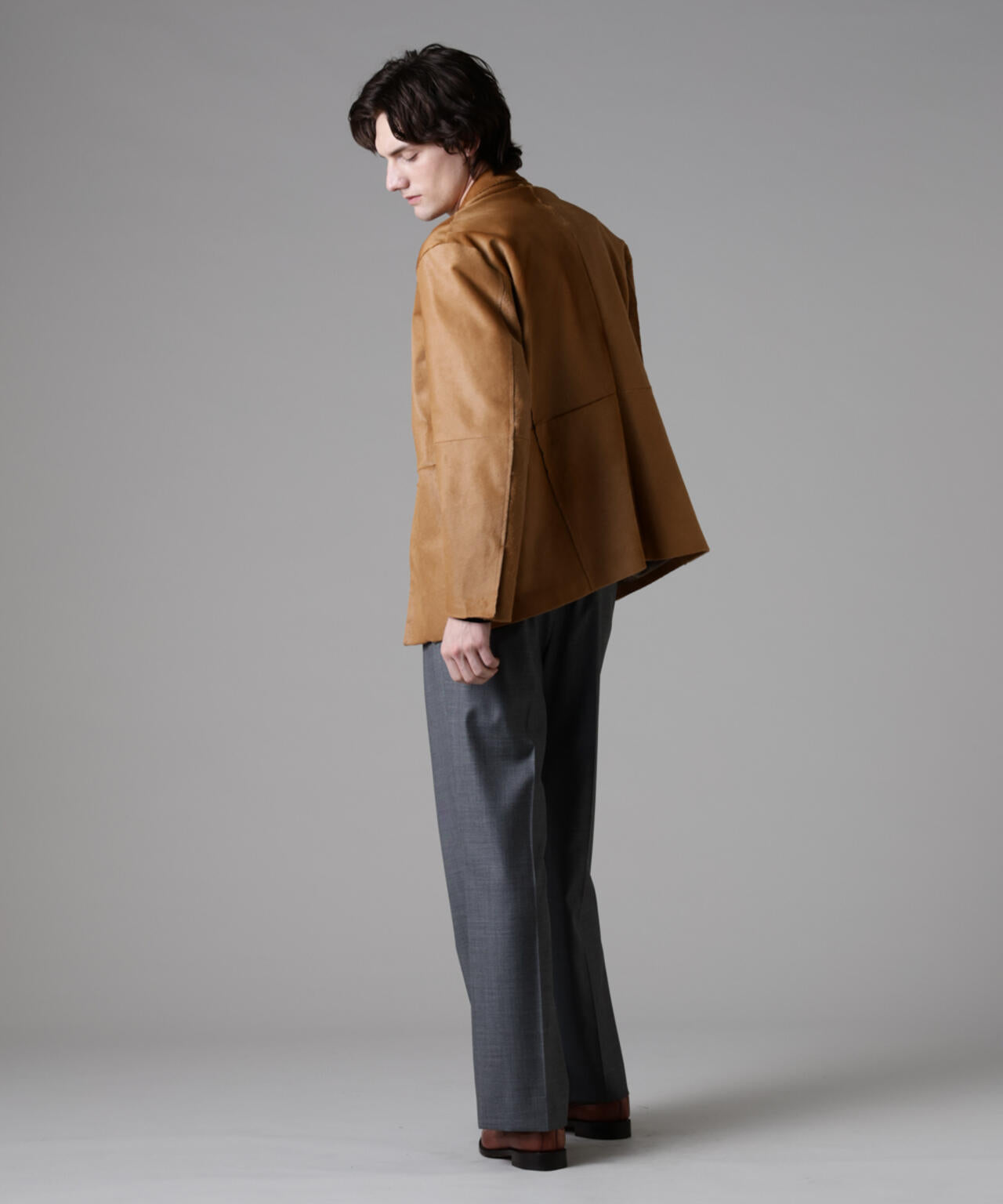 「ASSEMBLANC」ヘアリーカーフコンシールフロントジャケット 6685116206
