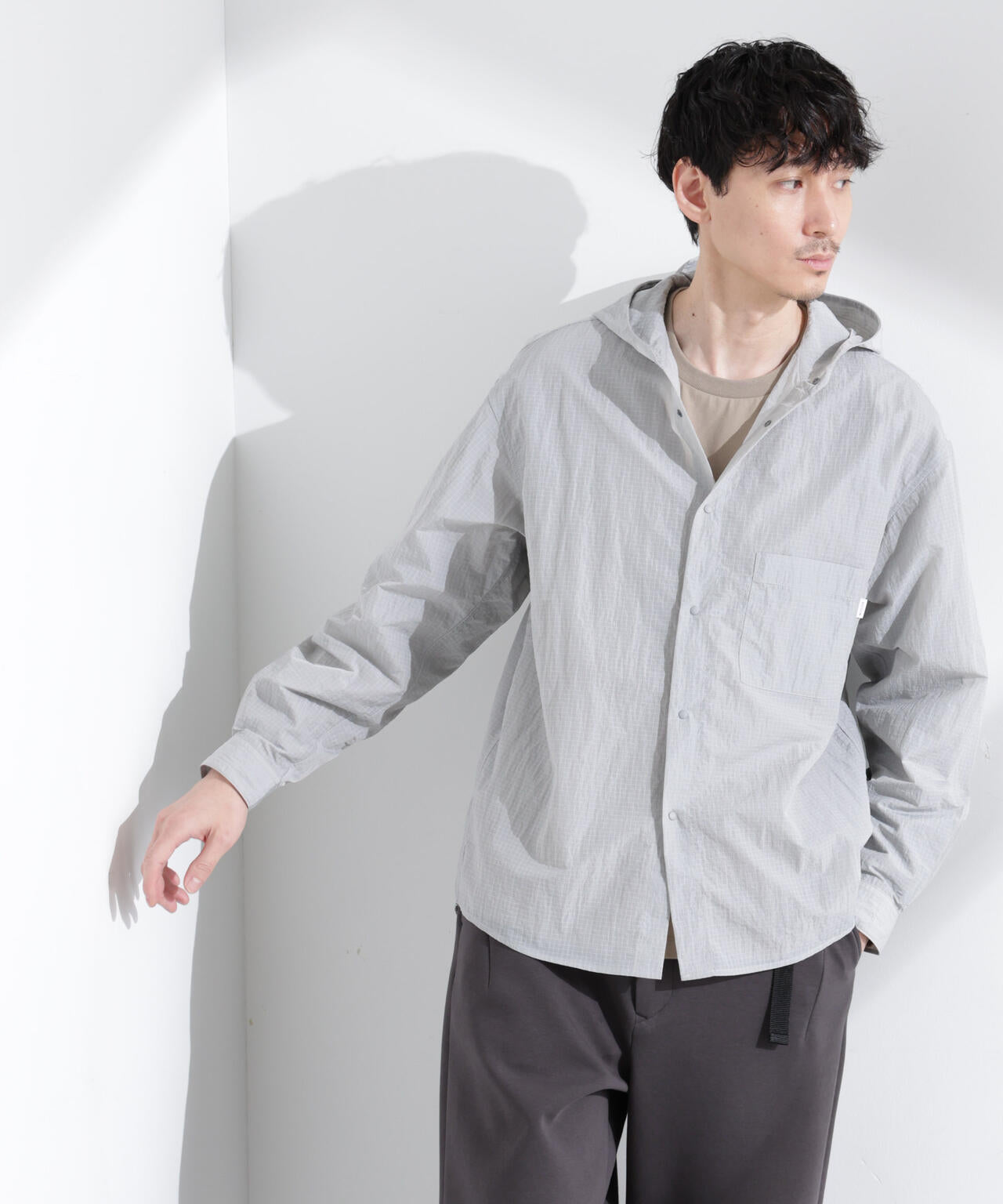 「NJ/CLUB」リップストップ撥水フードシャツ 6685120214