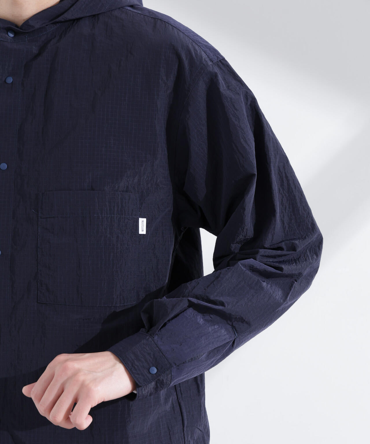 「NJ/CLUB」リップストップ撥水フードシャツ 6685120214