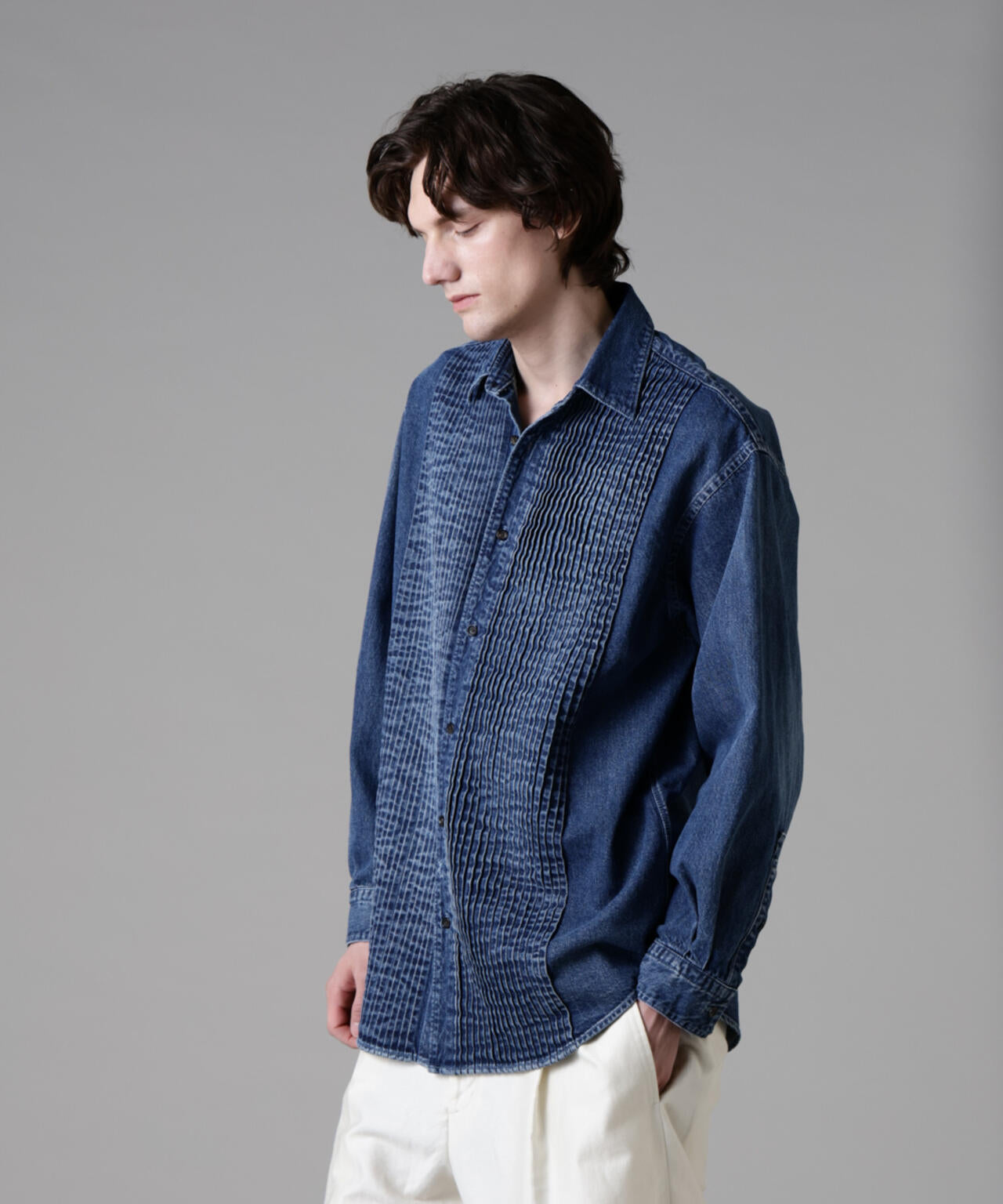 「ASSEMBLANC」ピンタックデニムシャツ 6685120228