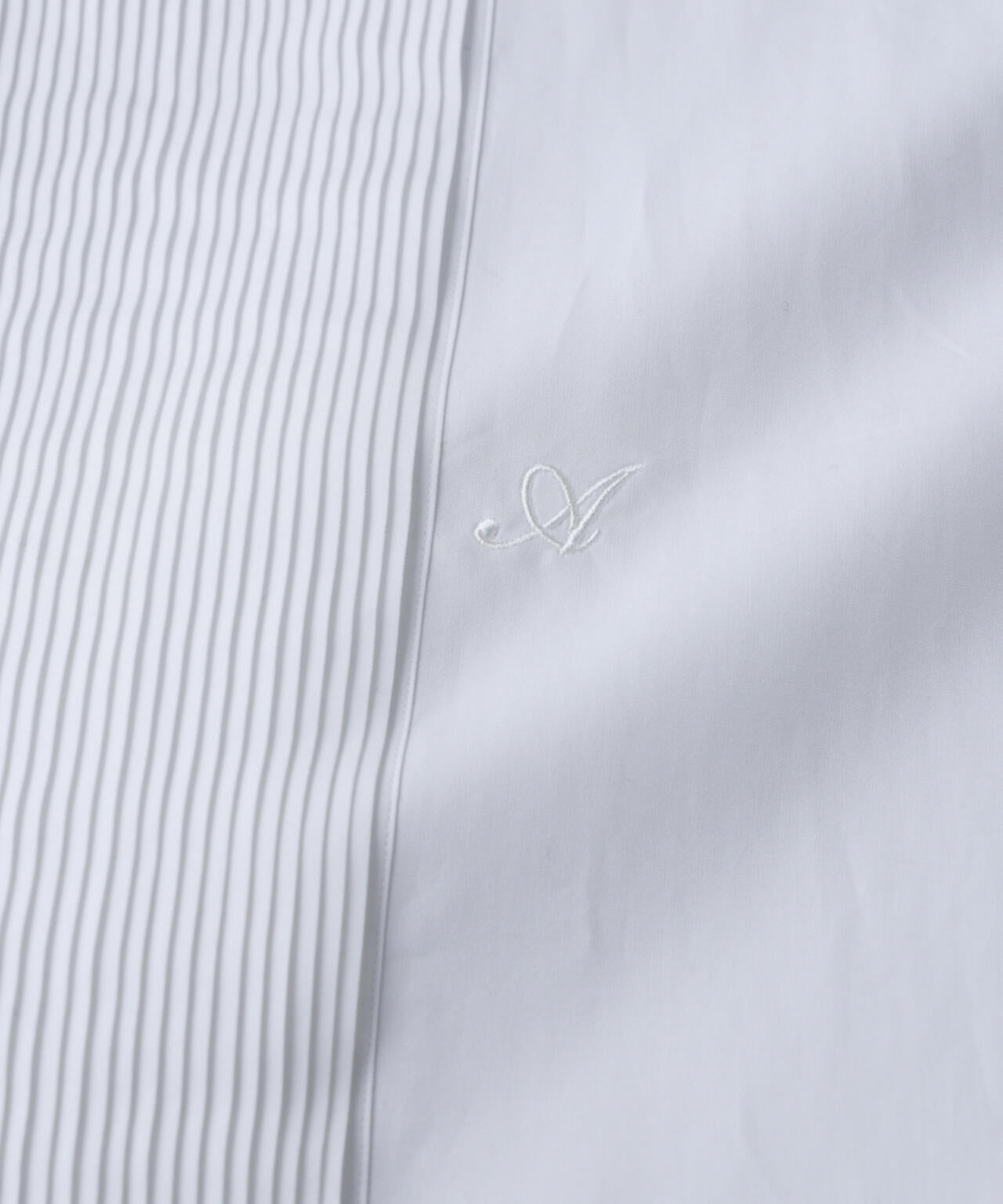 「ASSEMBLANC」タキシードシャツ 6685120230