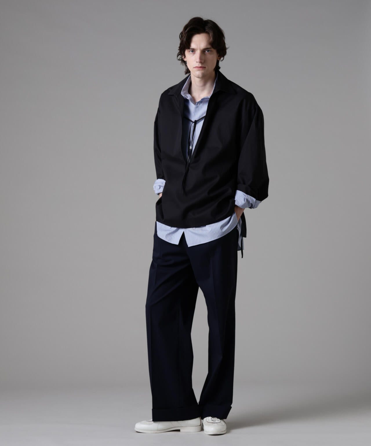 「ASSEMBLANC」ダブルクロススキッパーシャツ 6685120231