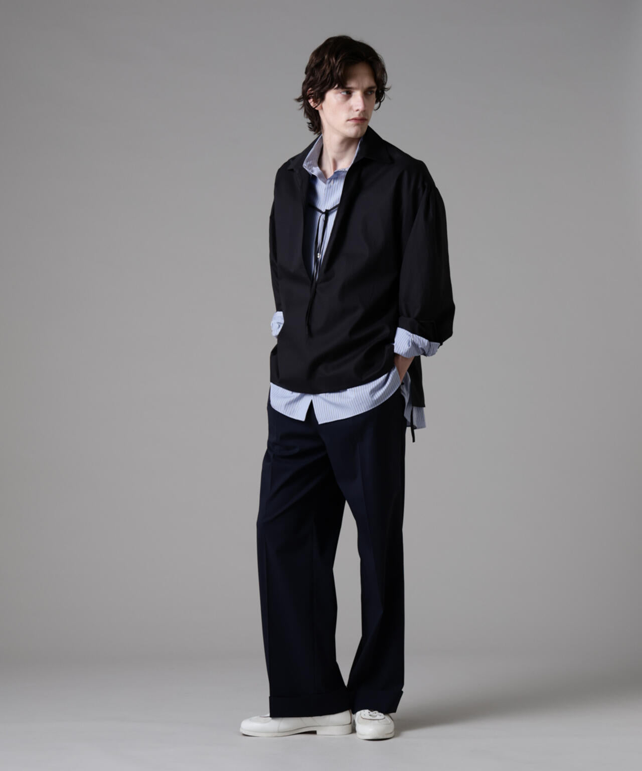 「ASSEMBLANC」ダブルクロススキッパーシャツ 6685120231