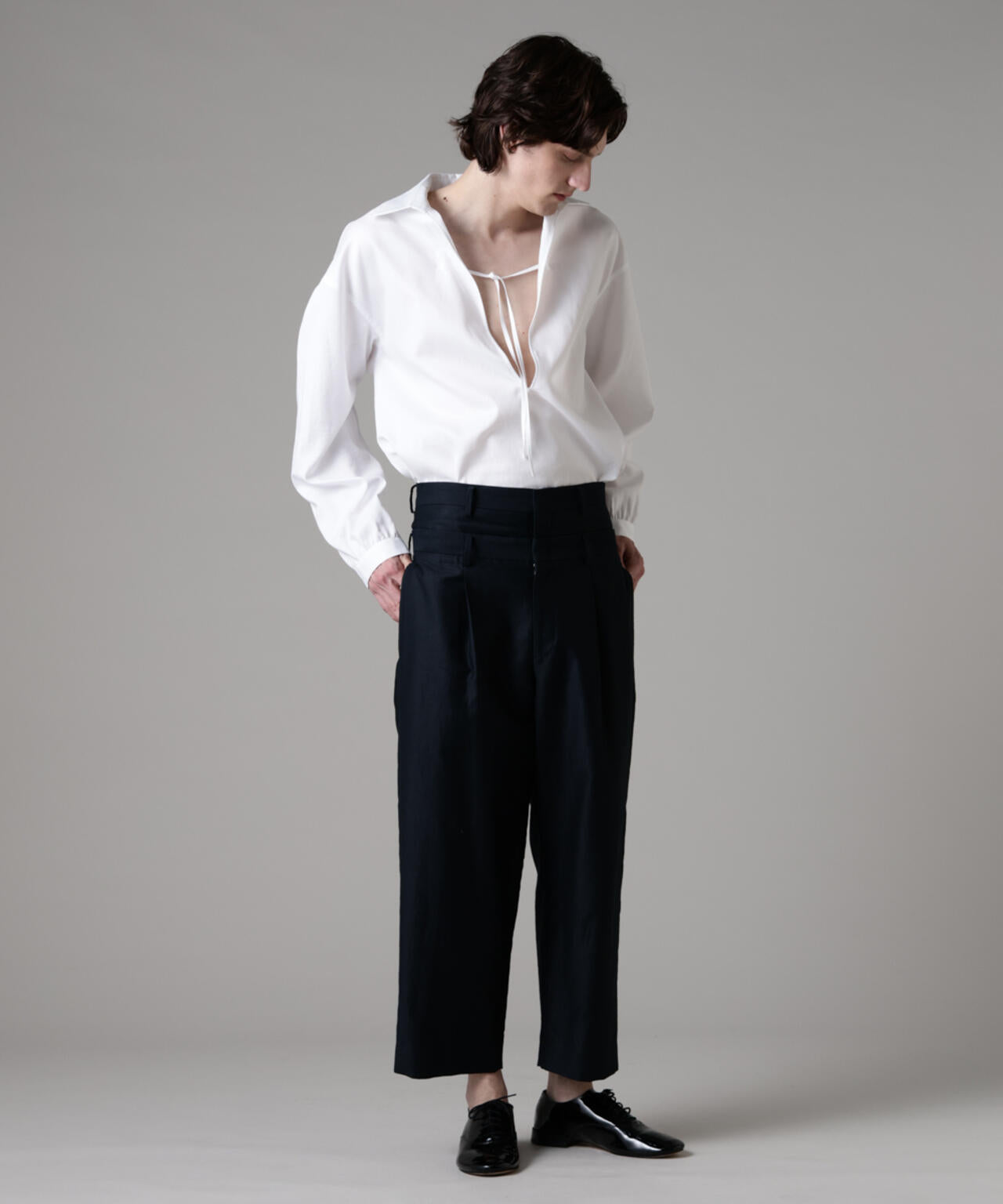 「ASSEMBLANC」ダブルクロススキッパーシャツ 6685120231