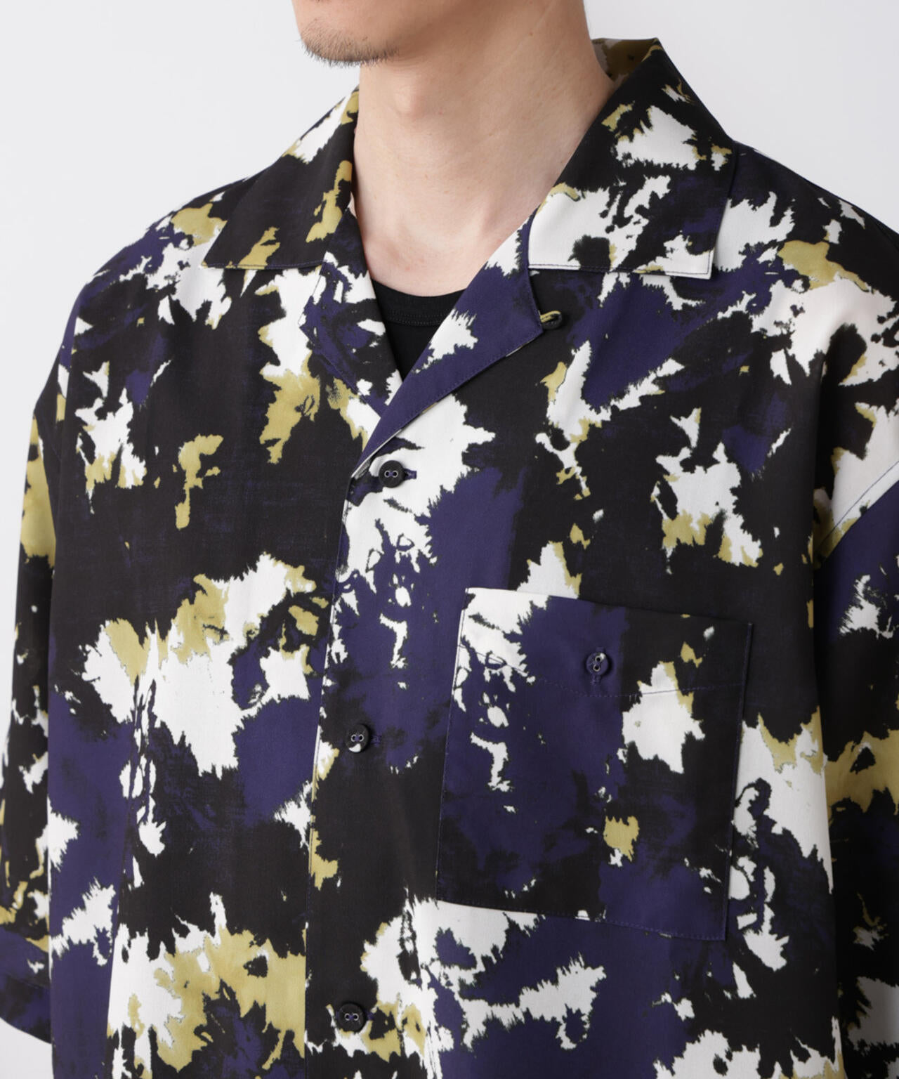 ペイント風オープンカラーシャツ 6685121213