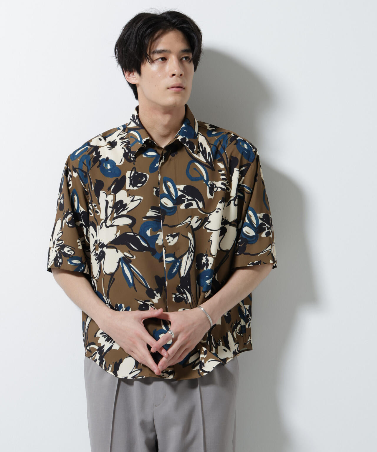 総柄プリントシャツ 6685121218