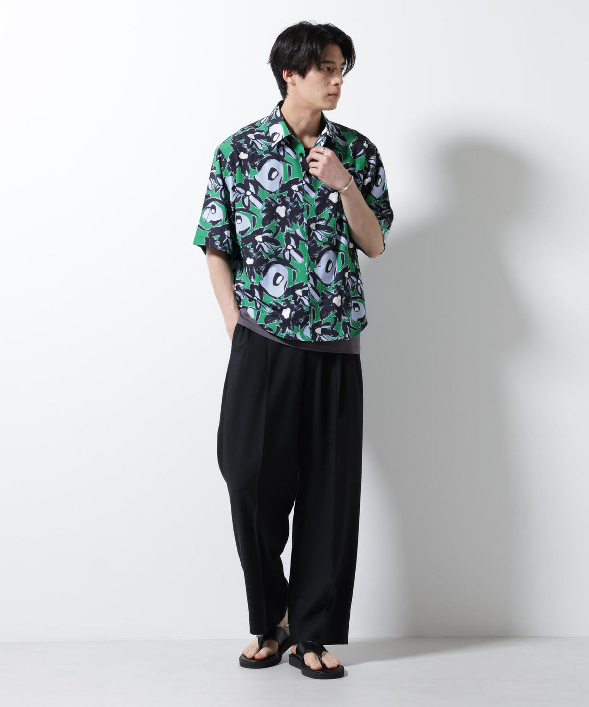 総柄プリントシャツ 6685121218