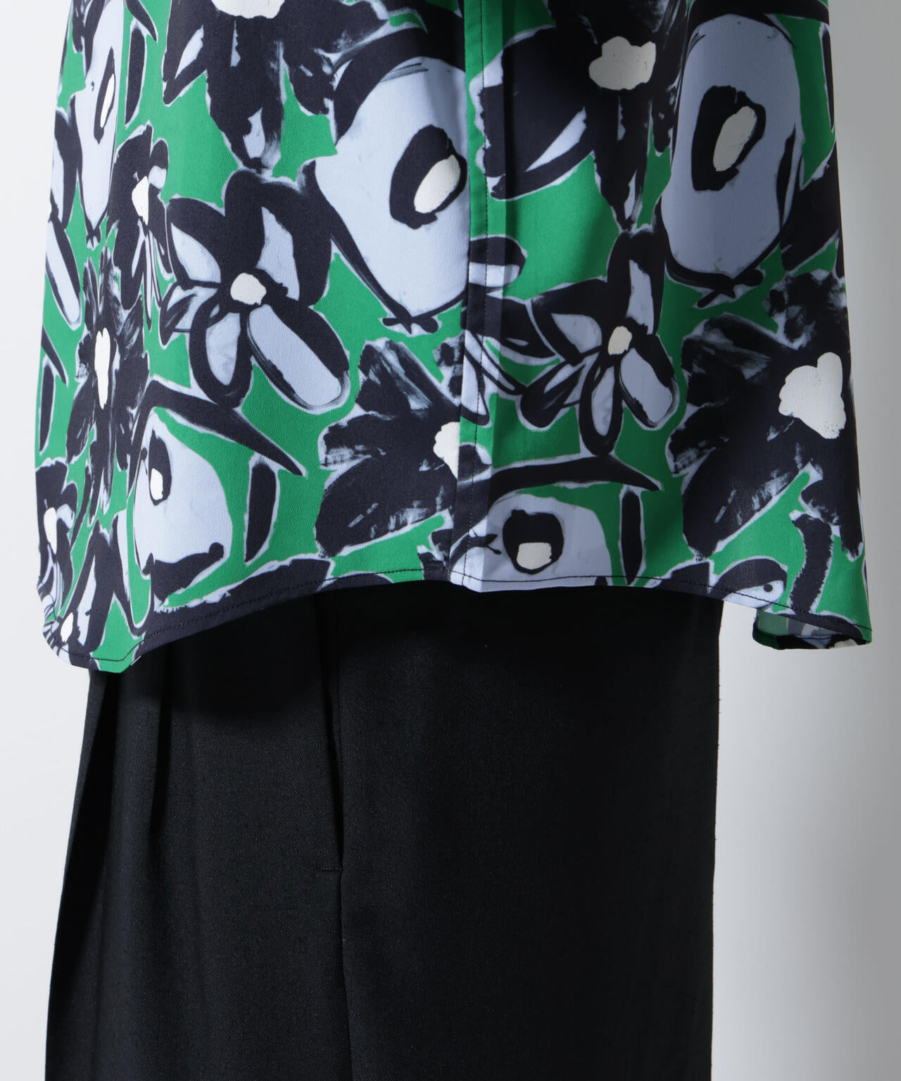 総柄プリントシャツ 6685121218