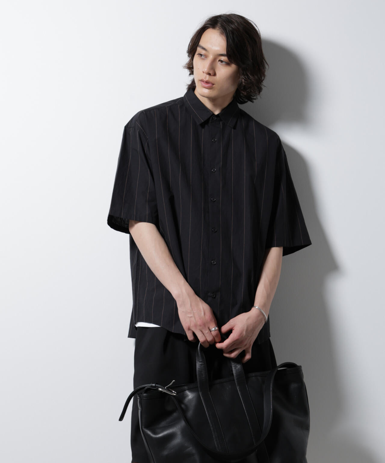 レギュラーカラーコットンリネンストライプシャツ 6685121225