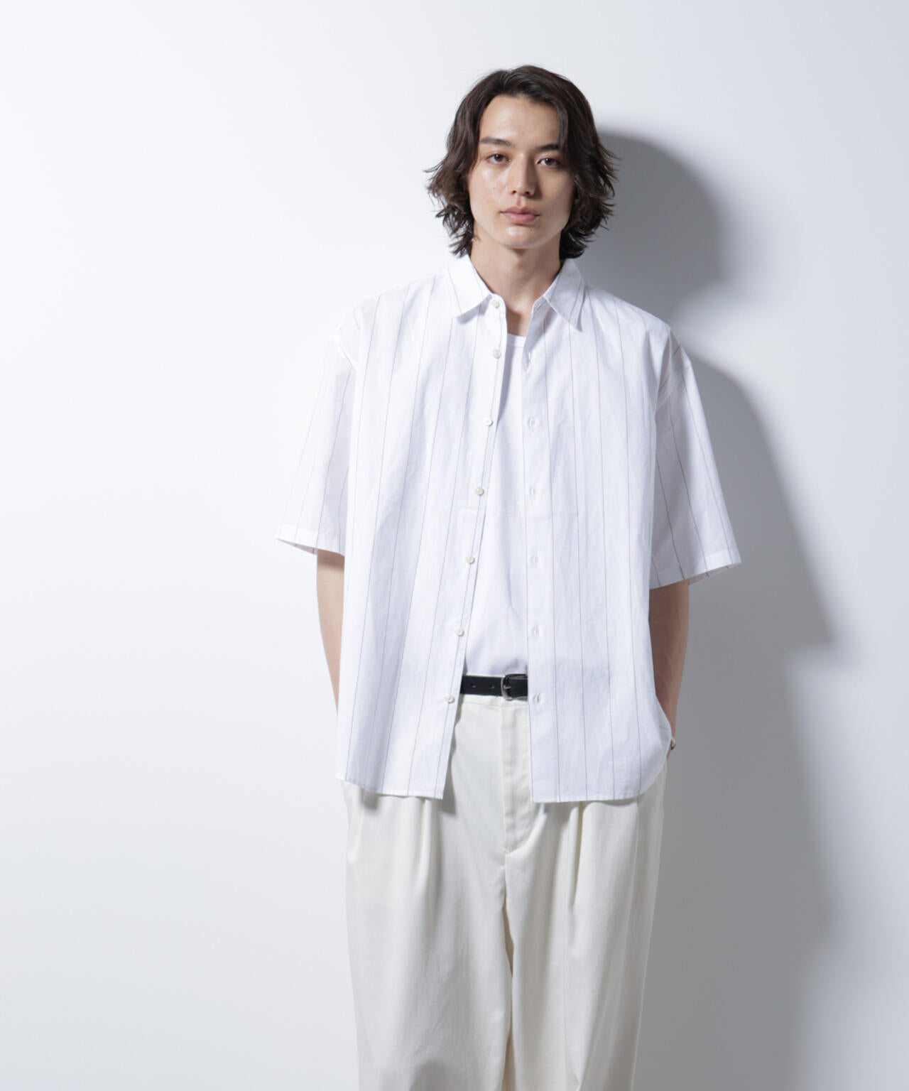 レギュラーカラーコットンリネンストライプシャツ 6685121225