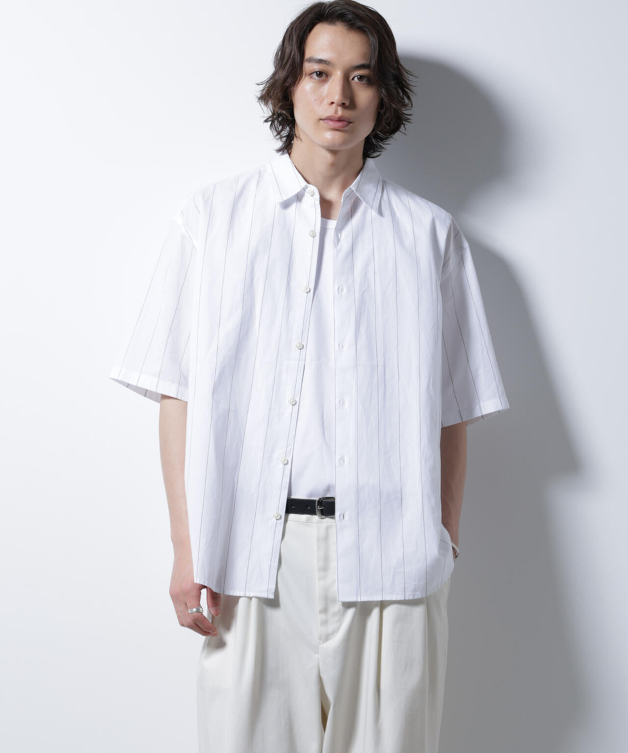 レギュラーカラーコットンリネンストライプシャツ 6685121225