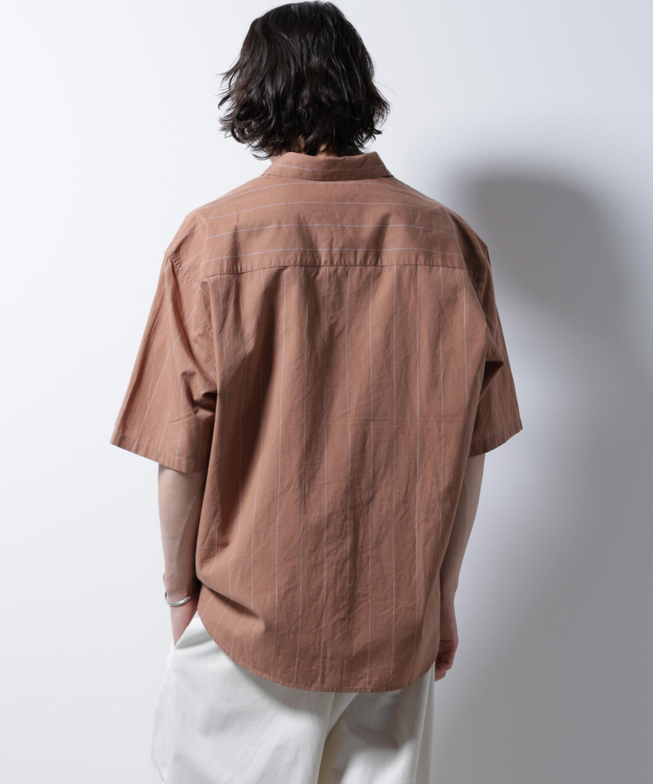 レギュラーカラーコットンリネンストライプシャツ 6685121225