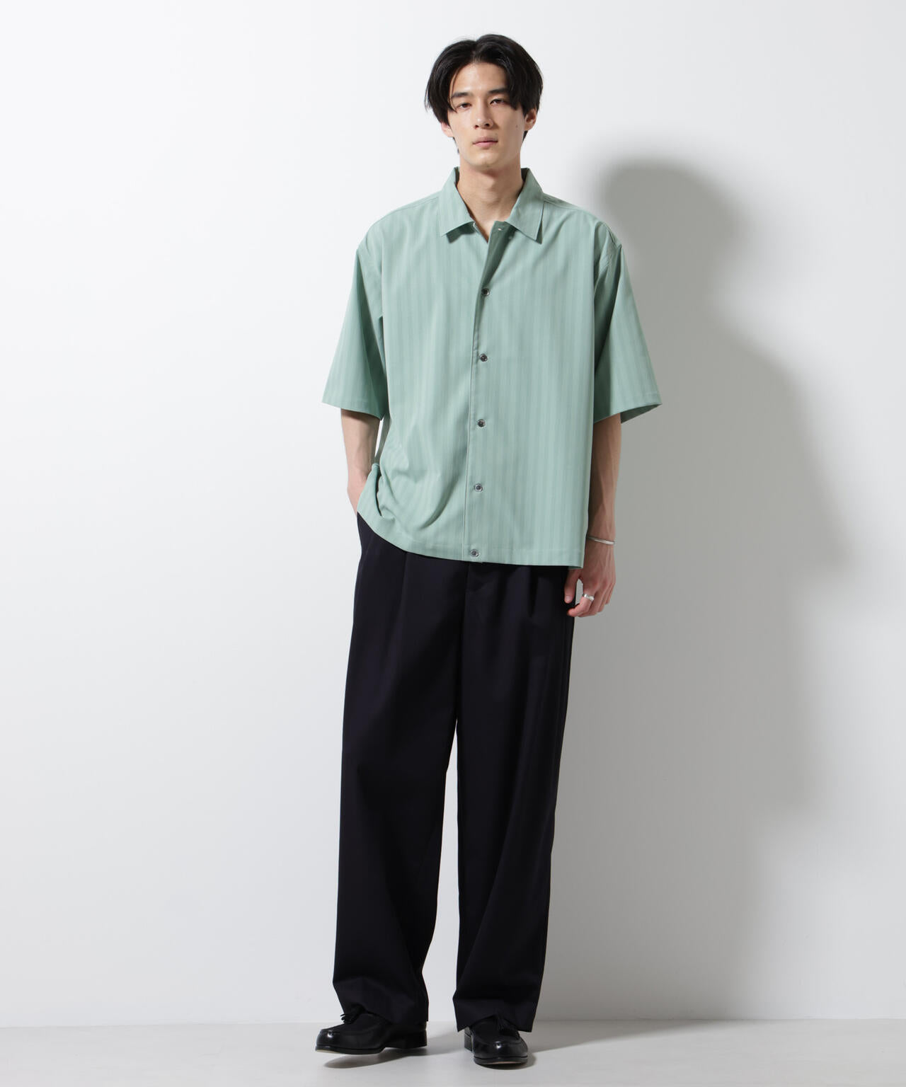 シャドーストライプハーフスリーブシャツ 6685121232