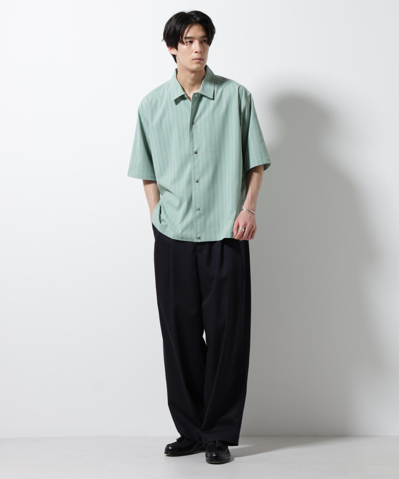 シャドーストライプハーフスリーブシャツ 6685121232