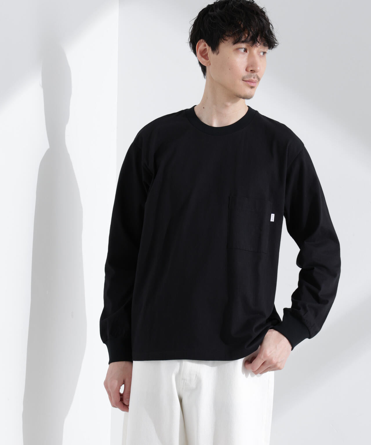 「NJ/CLUB」 ベーシックポケットロングスリーブTシャツ 6685123220