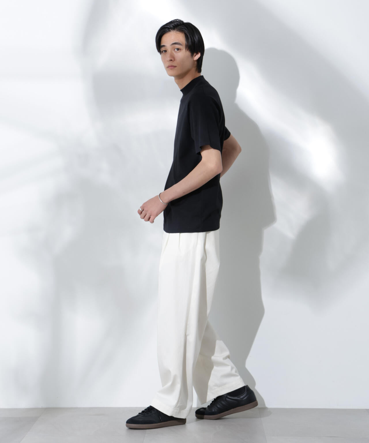 Anti Soaked(R) 汗染み防止 モックネックレギュラーシルエットTシャツ 6685124204