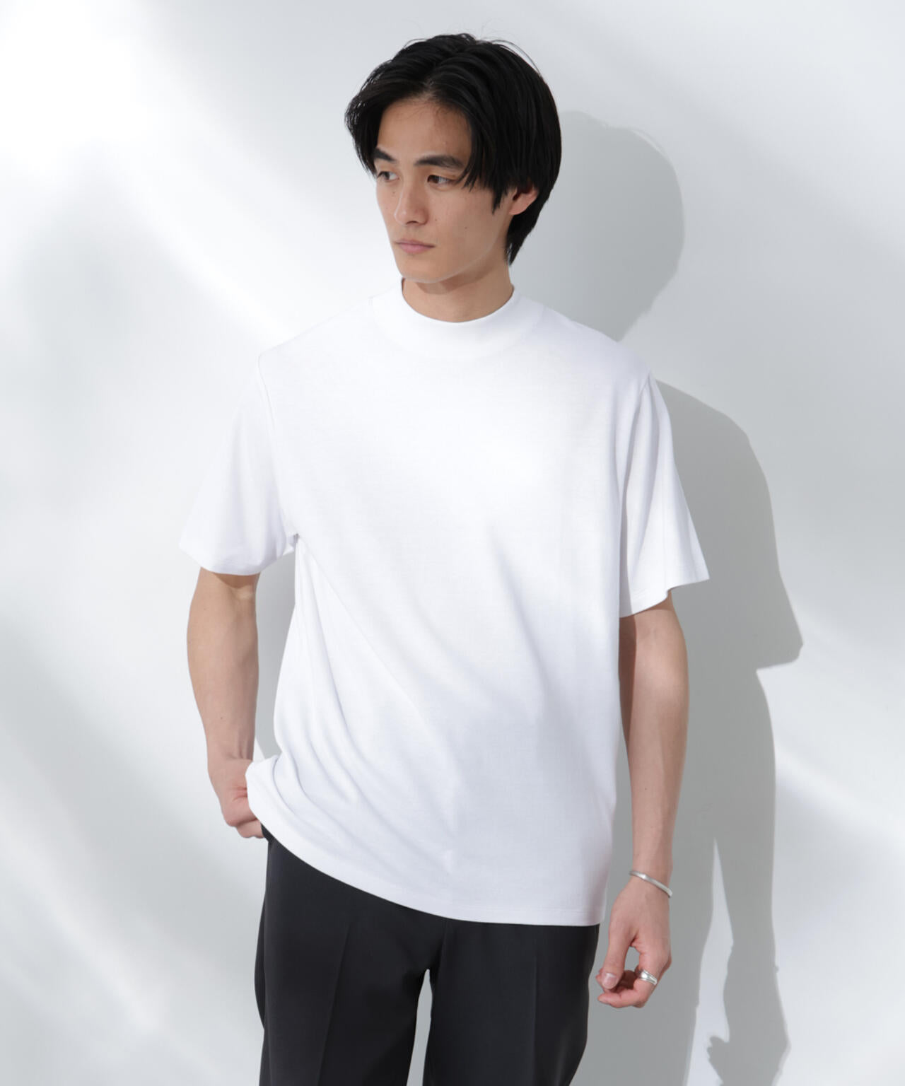 Anti Soaked(R) 汗染み防止 モックネックレギュラーシルエットTシャツ 6685124204