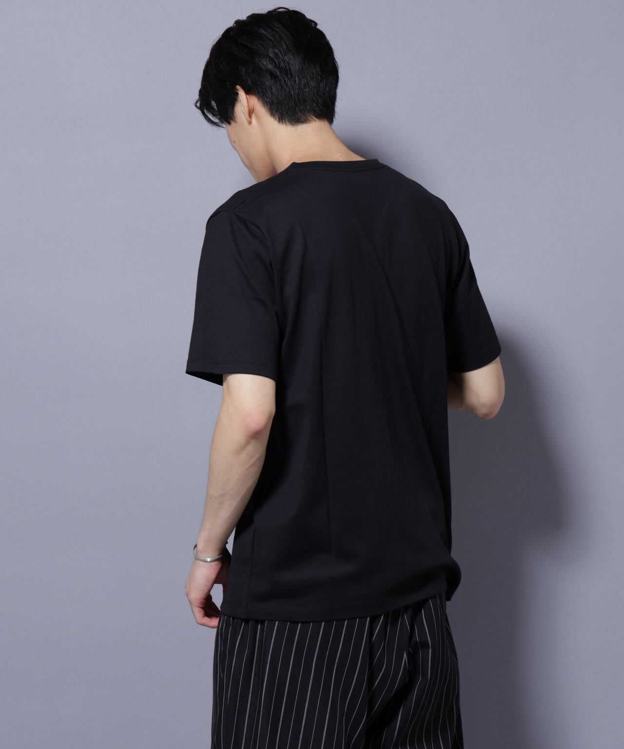 WEB限定/Anti Soaked(R) 汗染み防止 Vネック レギュラーシルエットTシャツ 6685124206