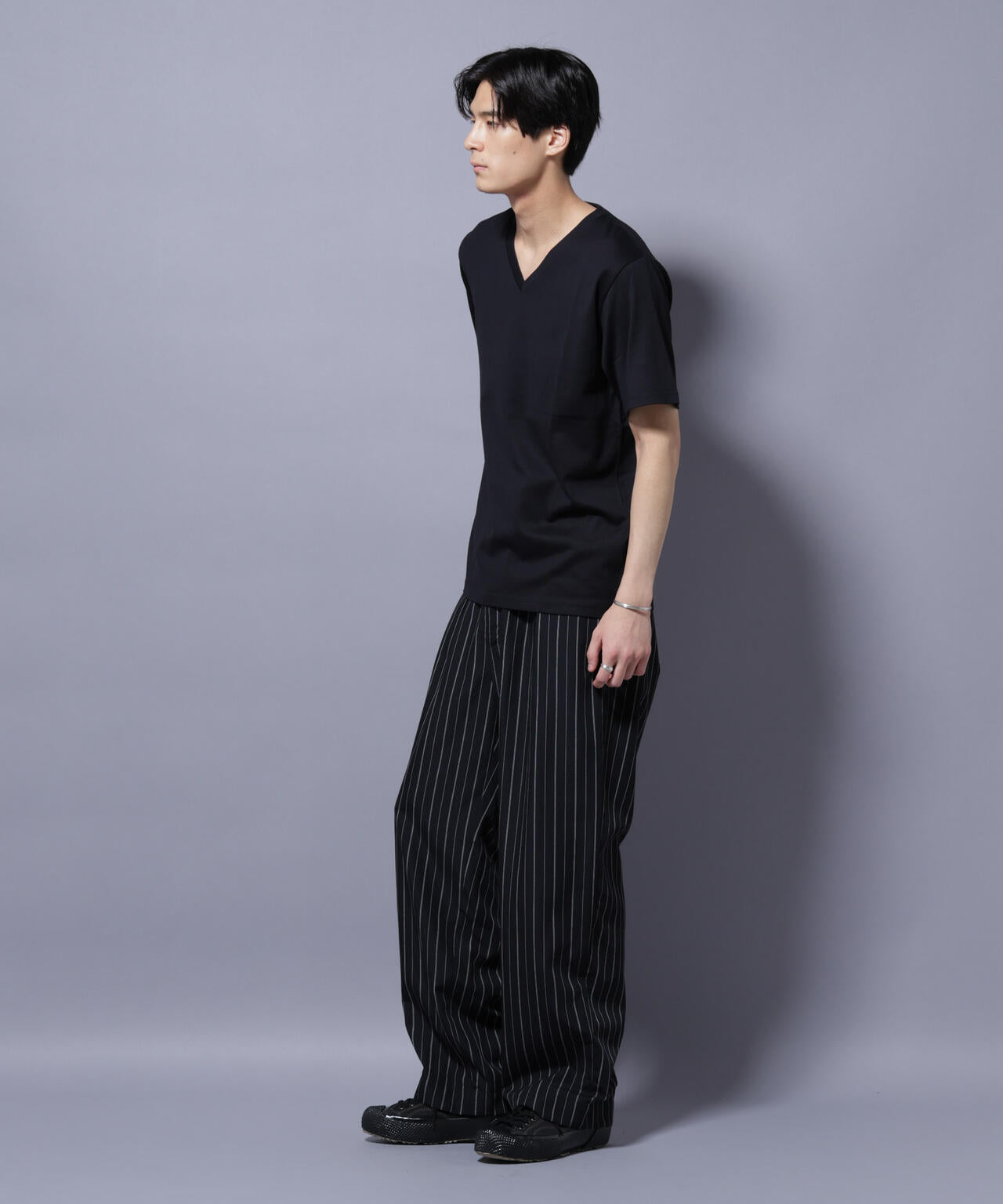 WEB限定/Anti Soaked(R) 汗染み防止 Vネック レギュラーシルエットTシャツ 6685124206