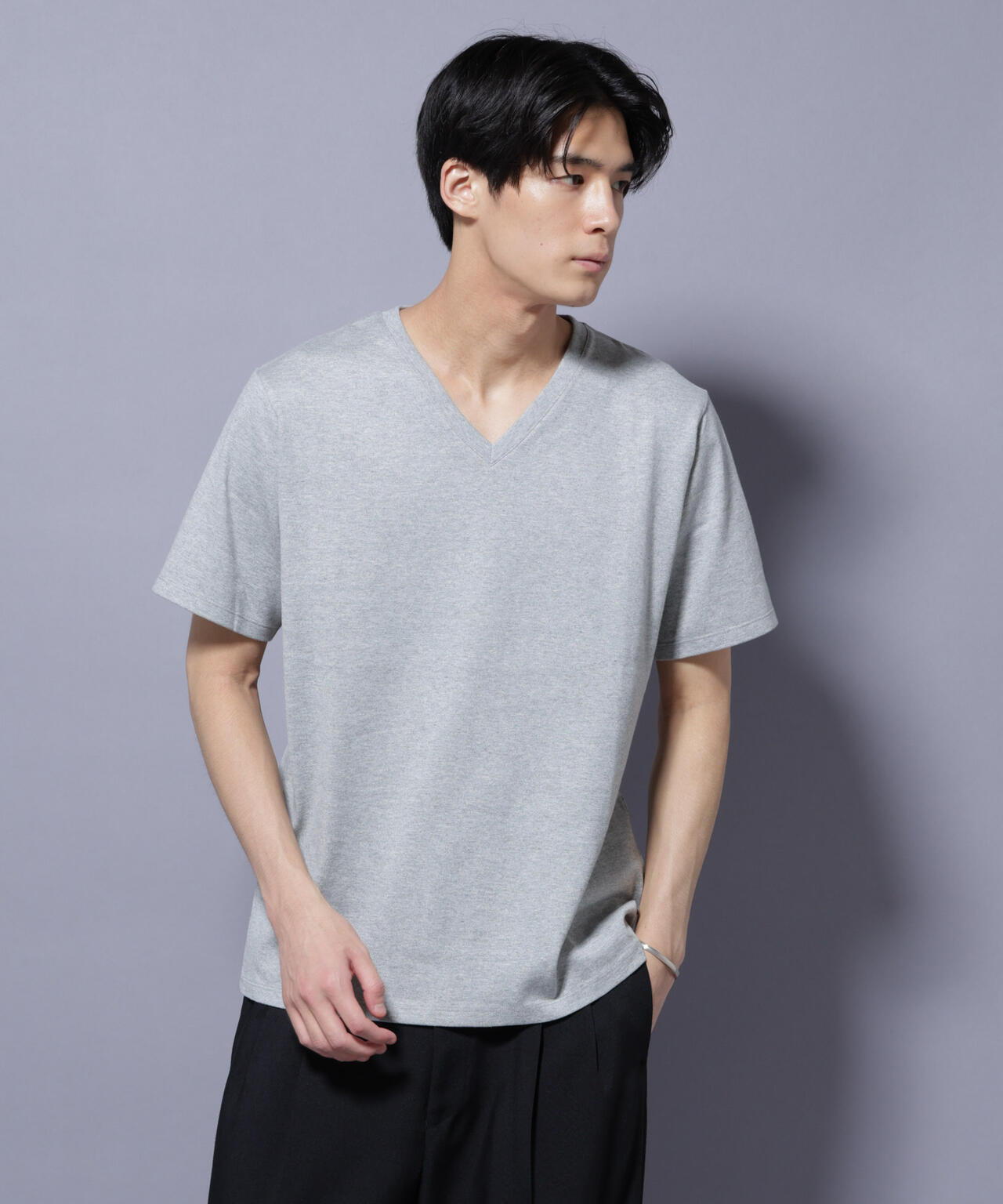 WEB限定/Anti Soaked(R) 汗染み防止 Vネック レギュラーシルエットTシャツ 6685124206