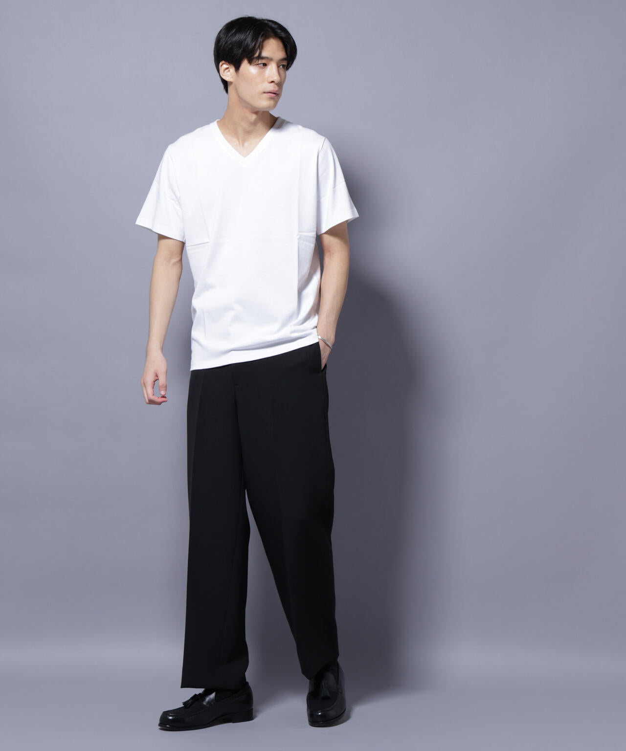WEB限定/Anti Soaked(R) 汗染み防止 Vネック レギュラーシルエットTシャツ 6685124206
