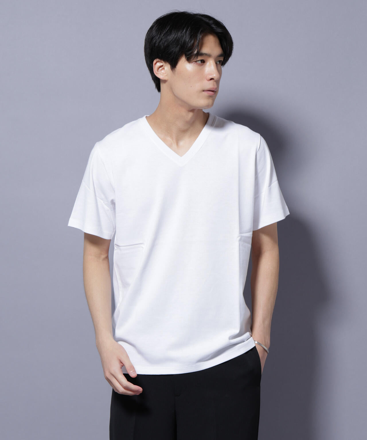 WEB限定/Anti Soaked(R) 汗染み防止 Vネック レギュラーシルエットTシャツ 6685124206
