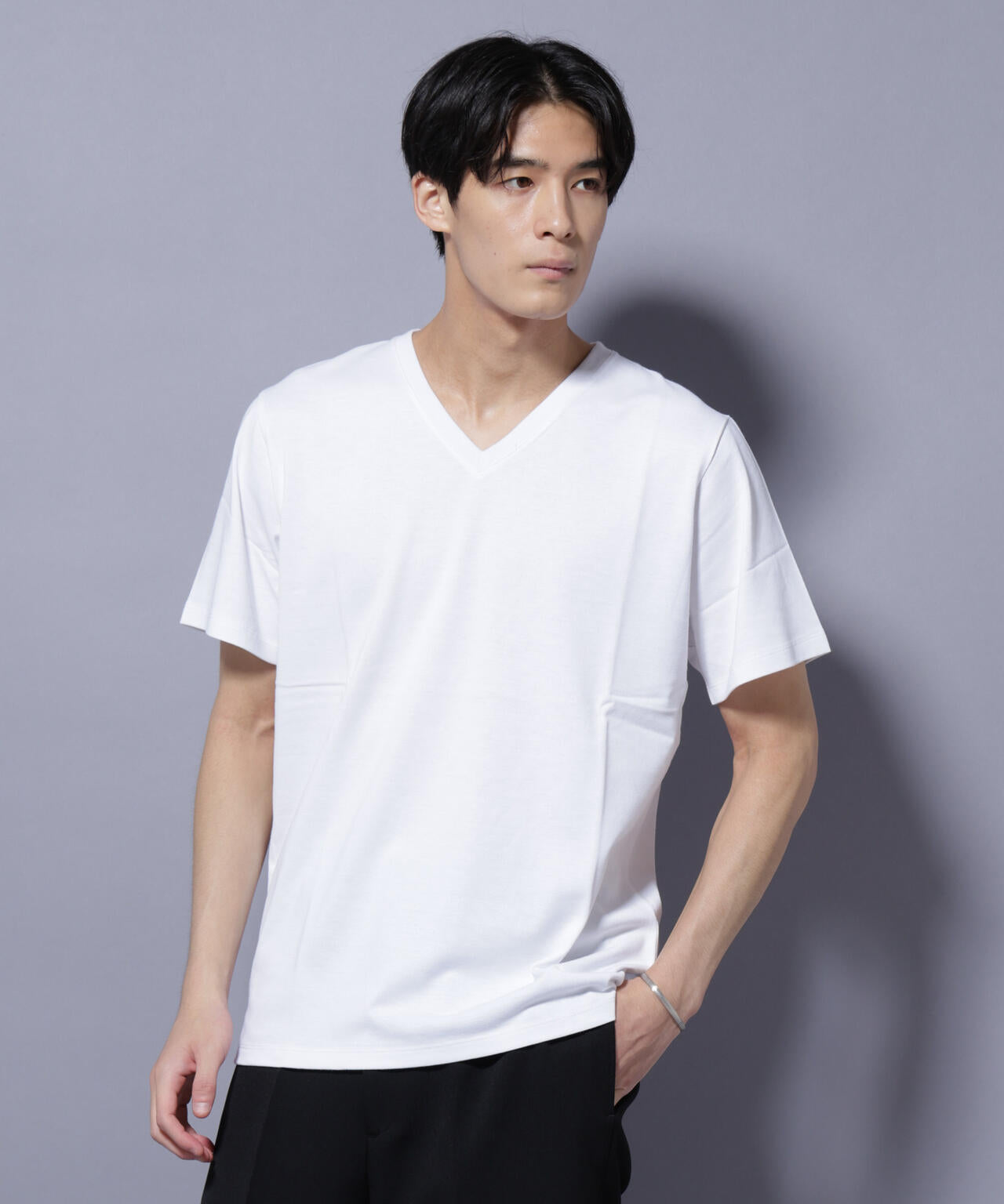WEB限定/Anti Soaked(R) 汗染み防止 Vネック レギュラーシルエットTシャツ 6685124206