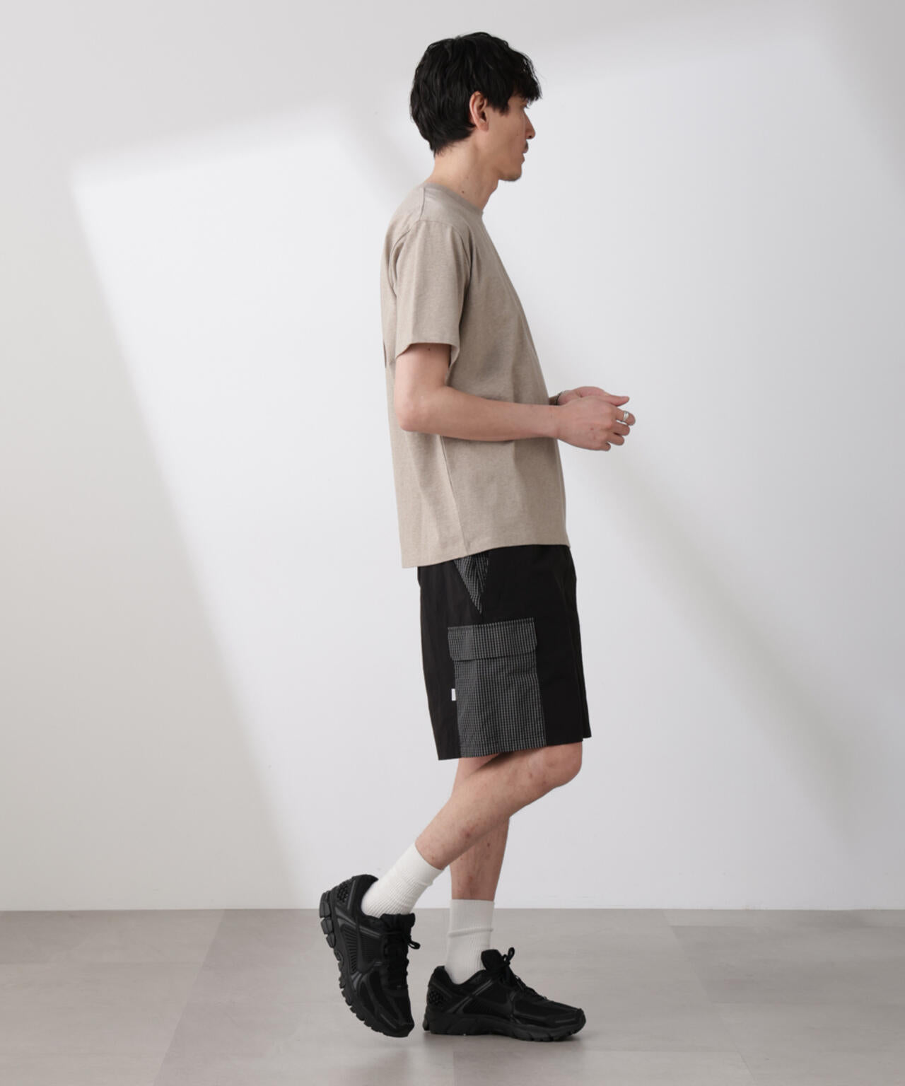 「NJ/CLUB」 ISLANDCLUBプリント Tシャツ 6685124224