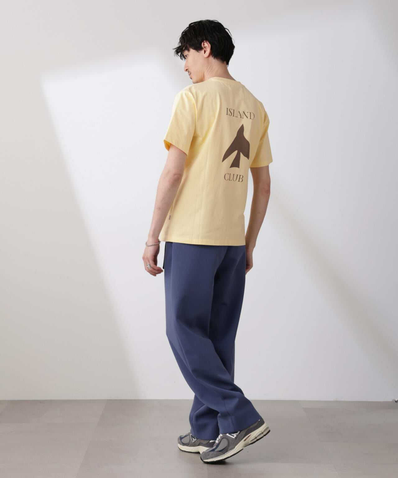 「NJ/CLUB」 ISLANDCLUBプリント Tシャツ 6685124224