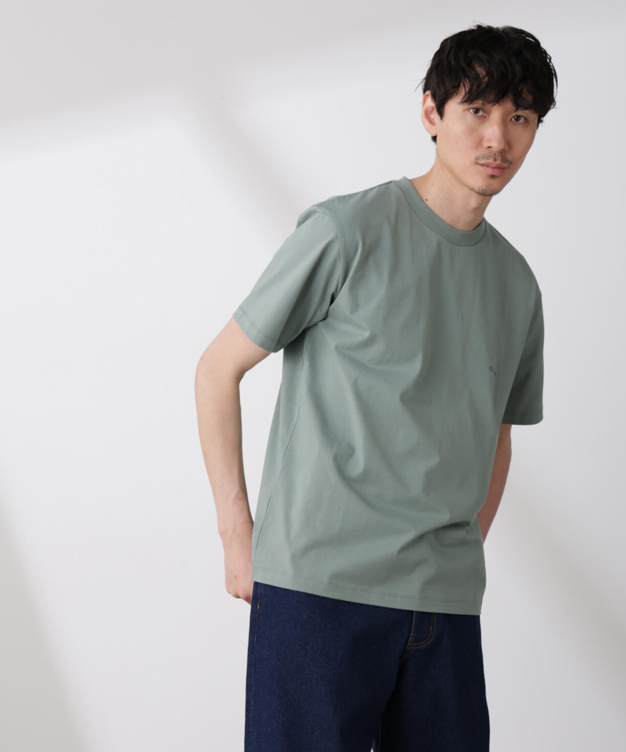 「NJ/CLUB」 ISLANDCLUBプリント Tシャツ 6685124224