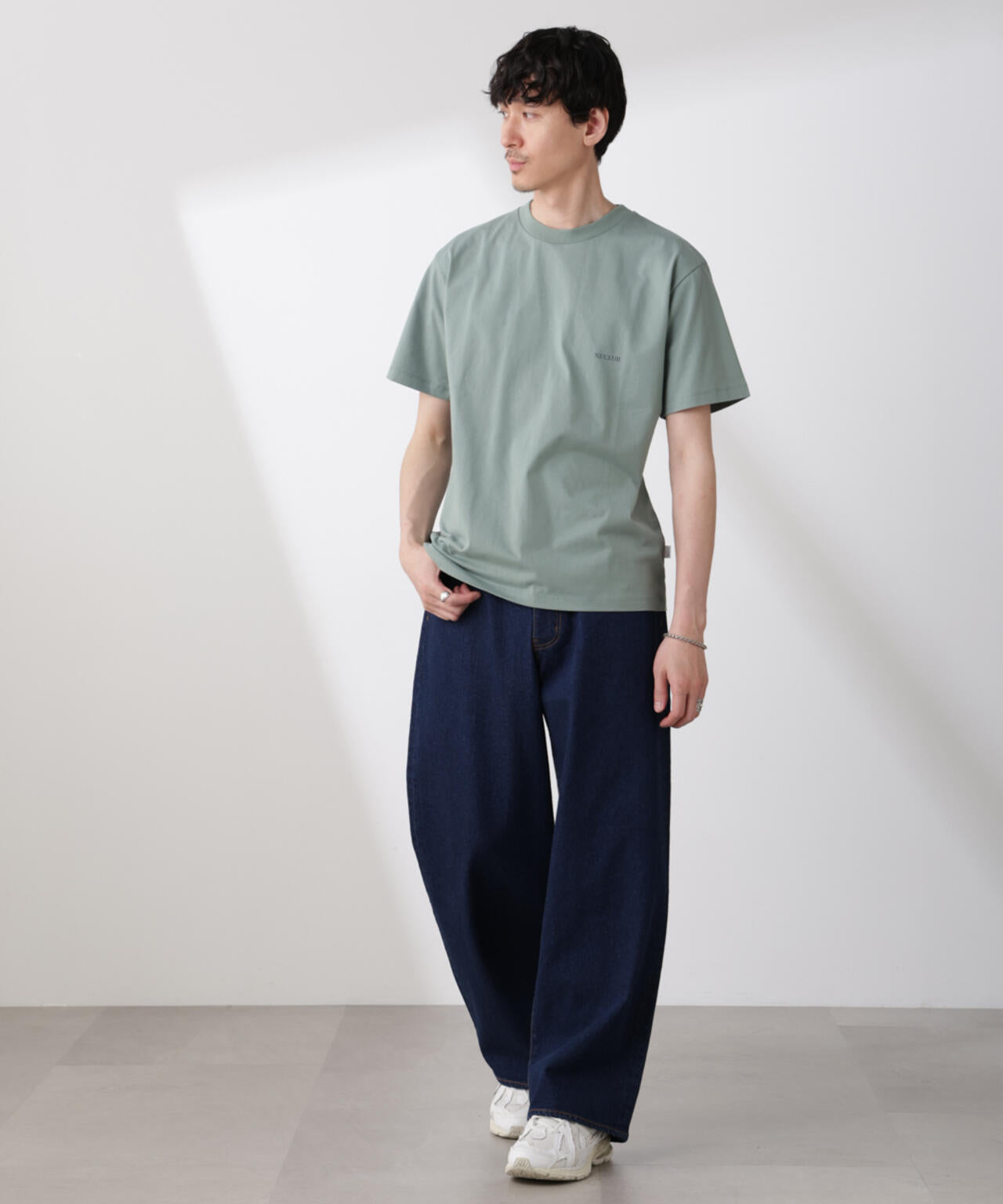 「NJ/CLUB」 ISLANDCLUBプリント Tシャツ 6685124224